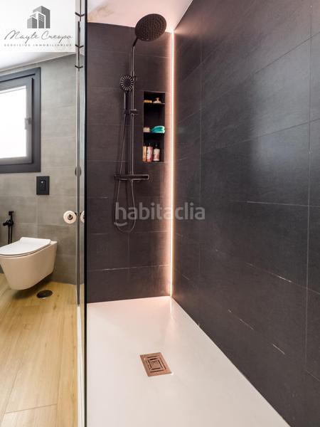 Foto 53dbc8c1-4867-487c-bed5-bde09803b286. Piso en calle nueva de la virgen 13 piso con 1as. calidades a 100m de el corte inglés en Granada