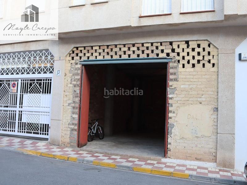 Foto dccfd622-4662-4c5f-9625-95942c249550. Local comercial  cerca de la parada de metro en Albolote