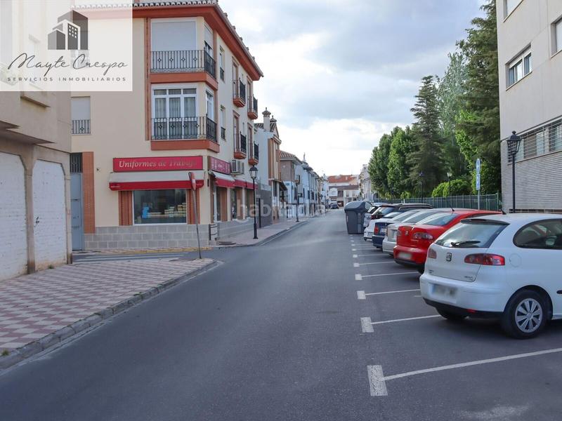 Foto f4f3cd2a-3210-48dc-96c2-ae47ee3c62ac. Local comercial  cerca de la parada de metro en Albolote