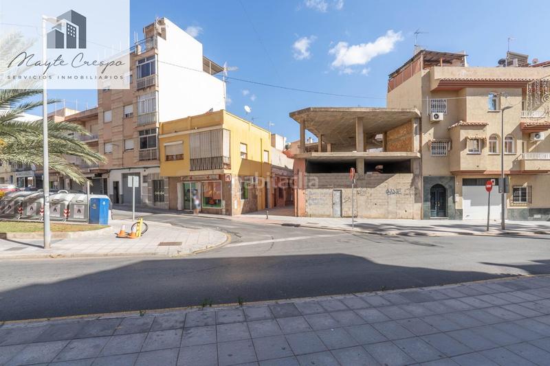 Foto 9a8e1372-4a8d-4a4e-b8f6-c812d319e025. Terreno residencial en calle calle rambla de capuchinos 18 estructuras en venta en Motril