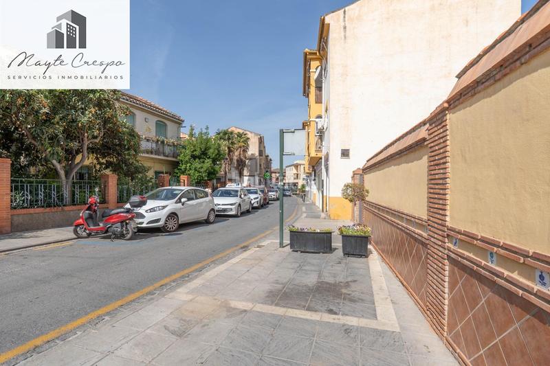 Foto 6a9f4f11-977a-46b3-9c44-00c5a1282721. Casa  de tres plantas con 288 m2 a reformar frente al ayuntamiento en Ogíjares