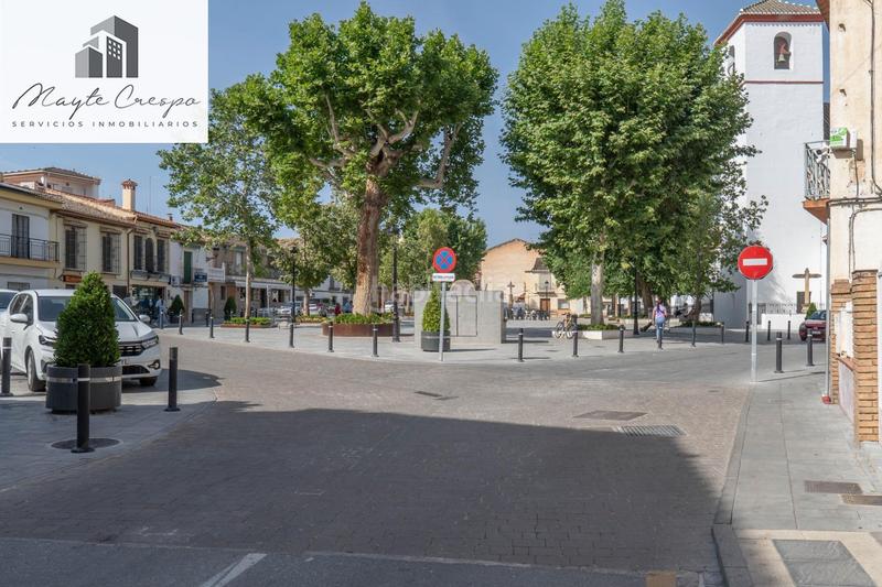 Foto b600cd6c-72f0-4cc3-90fd-339becf42b9b. Casa  de tres plantas con 288 m2 a reformar frente al ayuntamiento en Ogíjares