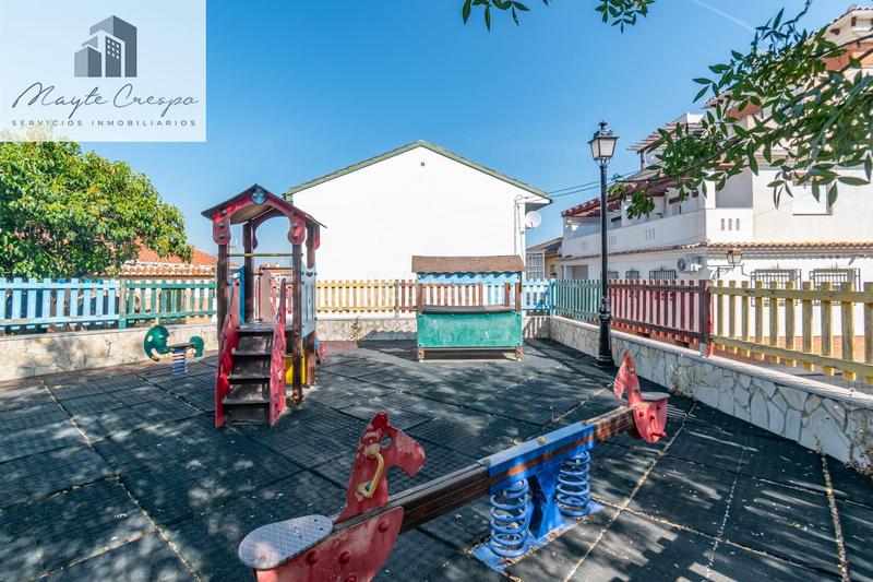 Foto beb586c2-7092-4ce3-bff2-14c5d86f1a58. Piso oportunidad primera vivienda en la zubia, a pocos minutos de granada! en Zubia (La)