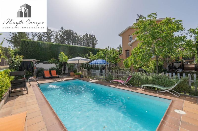 Foto 1364fbf3-dc68-4b77-bb69-e350468450fd. Chalet precioso chalet independiente con piscina en Cumbres Verdes en Zubia (La)