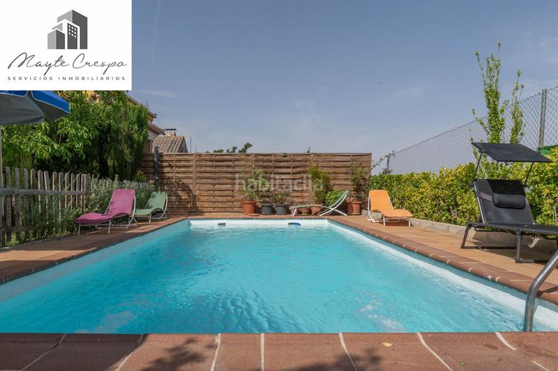 Foto 459a6f53-e5c5-43ad-a589-76eae268e203. Chalet precioso chalet independiente con piscina en Cumbres Verdes en Zubia (La)