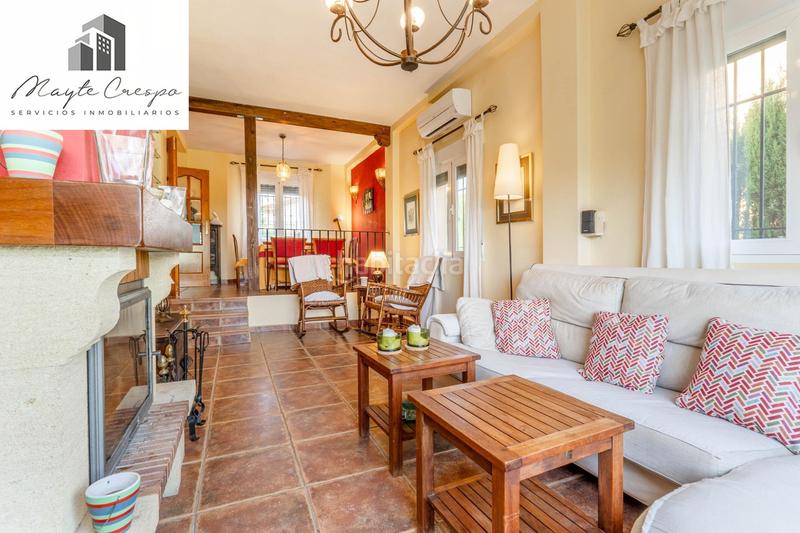 Foto bc7fc43f-7cdd-4ebb-9456-20462e0d7cd9. Chalet precioso chalet independiente con piscina en Cumbres Verdes en Zubia (La)
