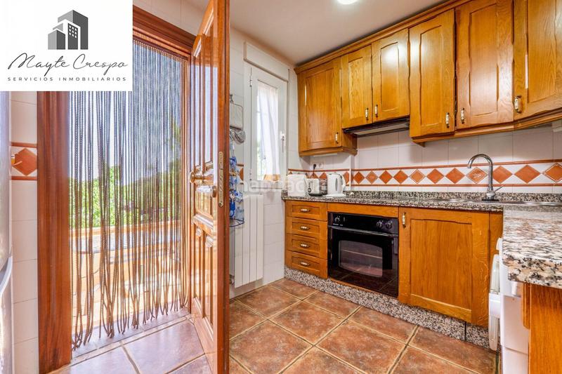 Foto f37f37cd-989c-403e-8fc2-741ab8439589. Chalet precioso chalet independiente con piscina en Cumbres Verdes en Zubia (La)