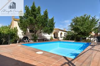 Xalet  Ur el puntal - g-1. Villa con 3 viviendas en urbanización el puntal