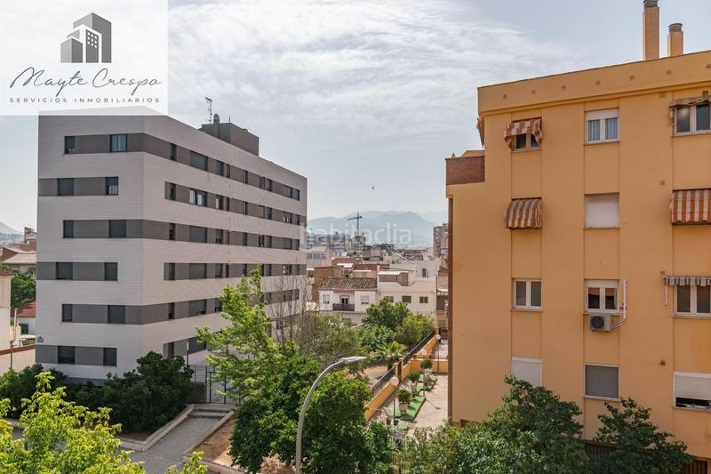 Foto c689a74f-a890-4efa-a943-70dc0892246f. Piso  con plaza de garaje junto al carrefour en Granada