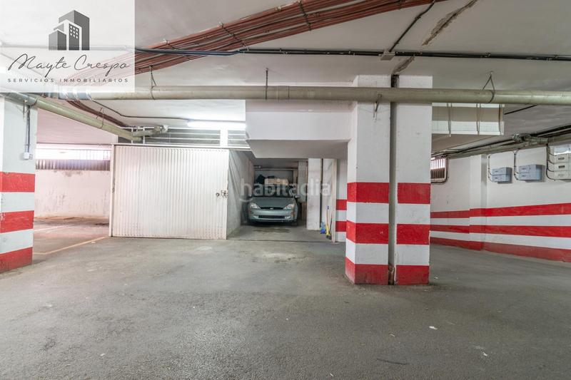 Foto e9087e41-9ba4-46c3-a795-4746e5028608. Piso  con plaza de garaje junto al carrefour en Granada