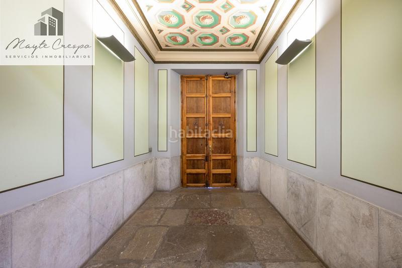 Foto e824b837-c4de-49ec-80d3-0a0d0d6d549a. Dúplex impresionante piso en dos alturas en el corazón en Granada