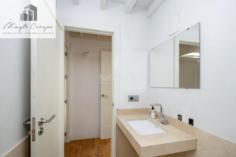 Foto f10597de-fe5e-470b-9b34-534581bdfc5b. Dúplex impresionante piso en dos alturas en el corazón en Granada