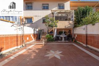 Reihenhaus  Avenida andalucia. Chalet adosado en ogijares