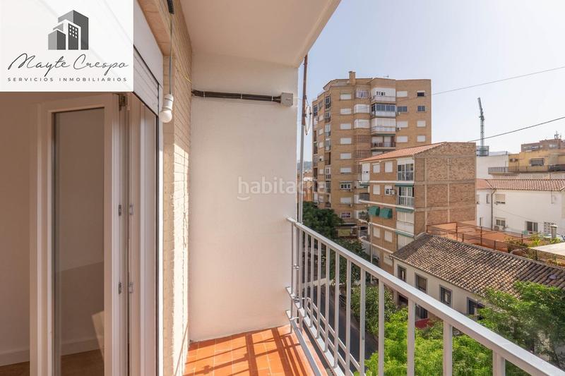 Foto 422cd5fe-a956-4868-9546-a7caf43d31e7. Piso  completamente reformado en zaidin, junto a campus en Granada