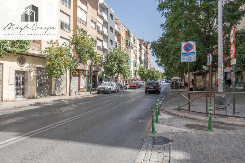 Foto db9a5868-3378-4031-bbcb-aff6e0ae3044. Piso  completamente reformado en zaidin, junto a campus en Granada