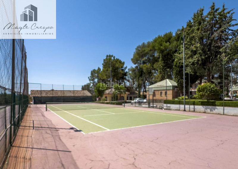 Foto 00faf78e-2857-47c7-9542-d4701e51ef36. Chalet en calle pinsapo (cub) 2 chalet independiente en la prestigiosa urbanizacion pantano de cubillas en Albolote