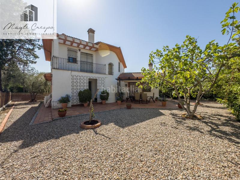 Foto 2013c6ea-9a8d-4eba-b3af-fd19a7a4f940. Chalet en calle pinsapo (cub) 2 chalet independiente en la prestigiosa urbanizacion pantano de cubillas en Albolote