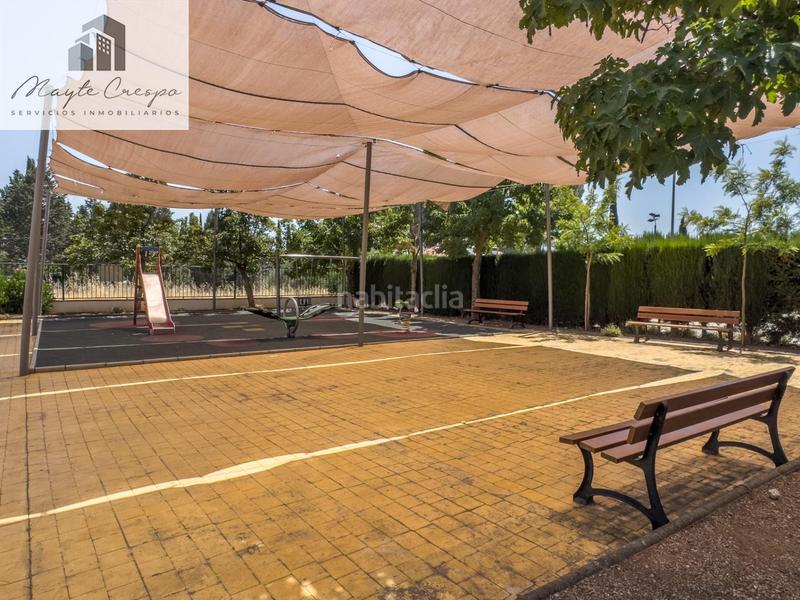 Foto 293c0c30-82e0-4fa9-b3e7-66e62cb48fd7. Chalet en calle pinsapo (cub) 2 chalet independiente en la prestigiosa urbanizacion pantano de cubillas en Albolote