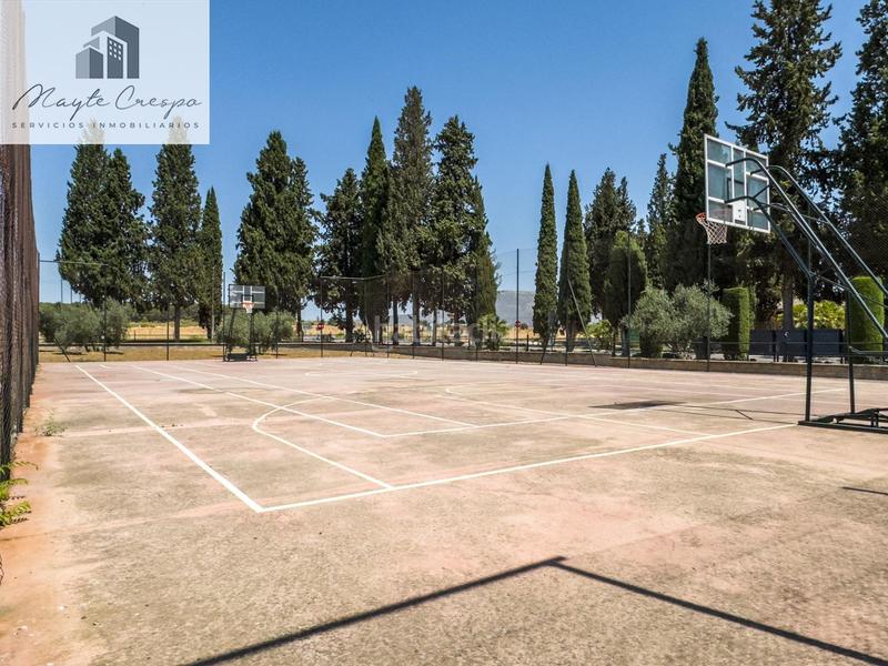 Foto d50e240e-ae58-4ceb-9436-69ea6dd259ad. Chalet en calle pinsapo (cub) 2 chalet independiente en la prestigiosa urbanizacion pantano de cubillas en Albolote