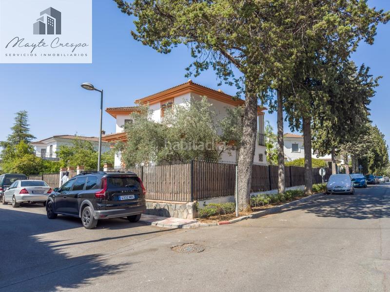 Foto d9046246-ca56-4d4a-94ff-716816244bea. Chalet en calle pinsapo (cub) 2 chalet independiente en la prestigiosa urbanizacion pantano de cubillas en Albolote