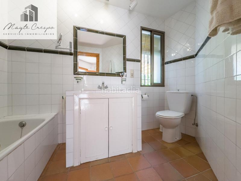 Foto db8b4e1b-d36f-4ab4-8eaa-acb755dbfa80. Chalet en calle pinsapo (cub) 2 chalet independiente en la prestigiosa urbanizacion pantano de cubillas en Albolote