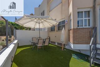 Casa  Zoraya. Vivienda en urbanizacin nazares el serrallo
