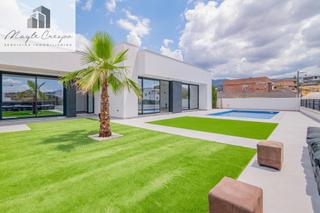 Chalet en Altos de la Zubia. Chalet diseo moderno en una planta nueva a estrenar
