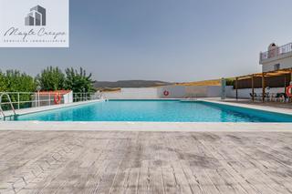 Casa en Oasis 6. Bonita casa en una planta en una parcela de 568m2 en ventas de h