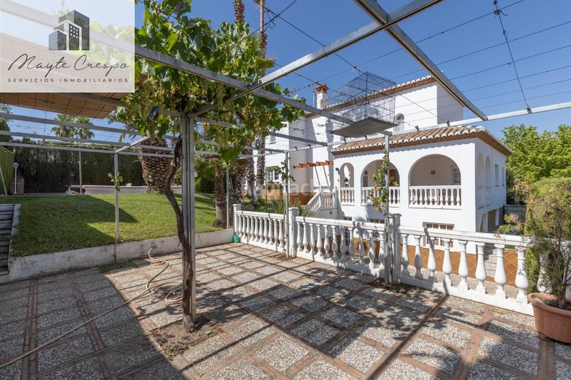 Foto 0e1c3683-21c5-4e29-be82-079a516d7067. Chalet en calle calle del lirio precioso chalet independiente en Gójar