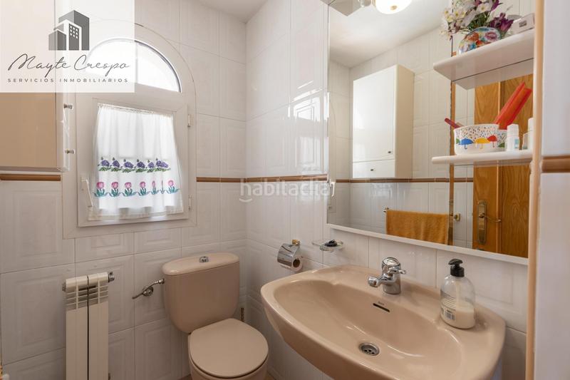 Foto 2ea3c3ed-e7a7-4791-81ae-6b7d268421db. Chalet en calle calle del lirio precioso chalet independiente en Gójar