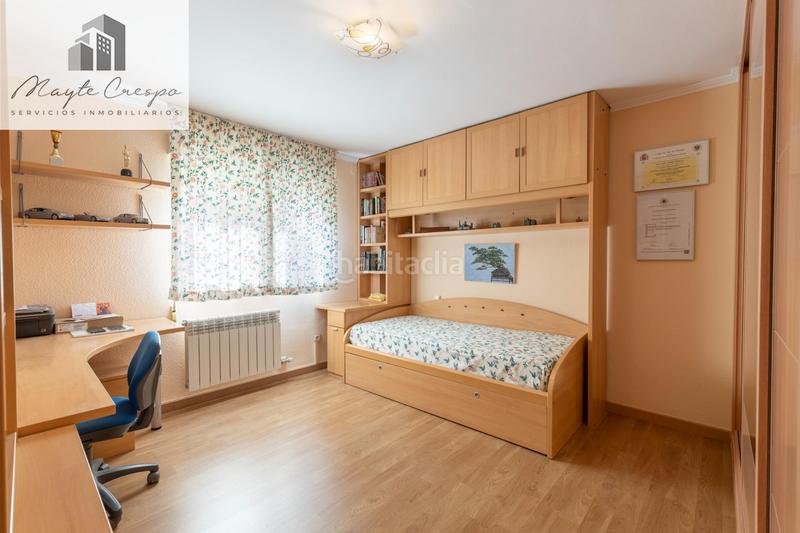 Foto b4ffde60-4e4f-4fc5-b776-1c953595a82c. Chalet en calle calle del lirio precioso chalet independiente en Gójar