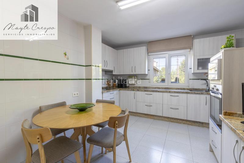 Foto b9bcaa4a-8280-4c0c-92f0-84e5ac31b1a9. Chalet en calle calle del lirio precioso chalet independiente en Gójar