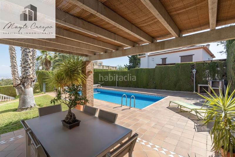Foto be39f0f5-44a5-46e0-96f7-950e98185cf8. Chalet en calle calle del lirio precioso chalet independiente en Gójar