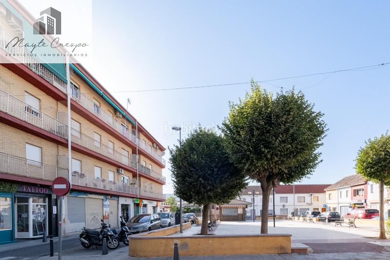 Foto 489dc847-51e2-42a0-8a6e-3cb2ea4ffd2c. Casa adosada casa centrica para reformar en Albolote