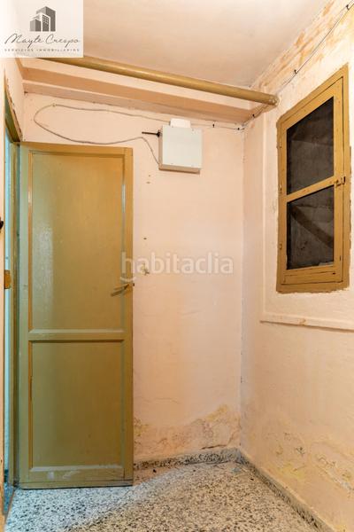 Foto db6ebc7a-b3b8-4cb7-a13f-d3a1e7d810f3. Casa adosada casa centrica para reformar en Albolote