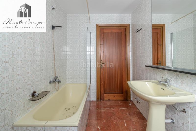 Foto 41ce3c5e-54ad-4ec1-8485-1245697c0590. Piso en plaza plaza del campillo 5 espectacular piso centro. en Granada