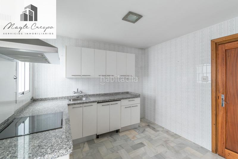 Foto e3b8fc4a-ba2d-4827-ab99-f39713c950d1. Piso en plaza plaza del campillo 5 espectacular piso centro. en Granada