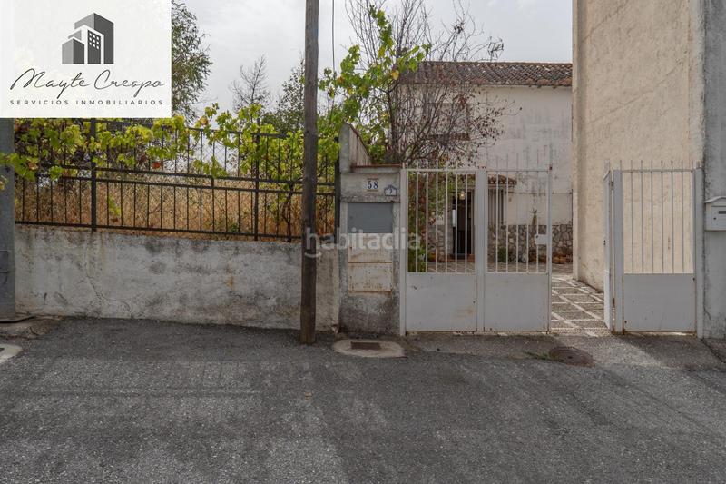 Foto 4ea4b2a4-bdde-401d-8f8d-957817b20050. Chalet en camino de la barrera (far) 58 el Fargue 2000 metros de parcela segregable con chalet de 178m en tres plantas mas nave de 90 metros en Granada