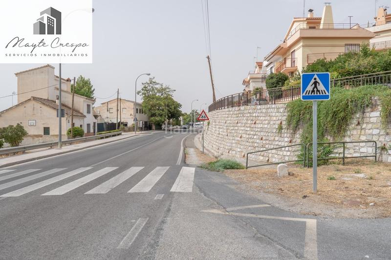 Foto 5d9a41d0-9959-4f5a-9868-d353e97e5947. Chalet en camino de la barrera (far) 58 el Fargue 2000 metros de parcela segregable con chalet de 178m en tres plantas mas nave de 90 metros en Granada