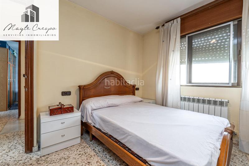 Foto b7aa5c01-5aad-4e28-aa33-c2b35d2f8abd. Chalet en camino de la barrera (far) 58 el Fargue 2000 metros de parcela segregable con chalet de 178m en tres plantas mas nave de 90 metros en Granada