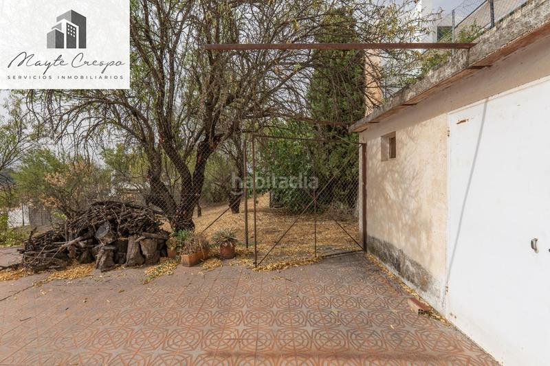 Foto c54ed6e0-61aa-462a-a59e-f4e2e1e2380b. Chalet en camino de la barrera (far) 58 el Fargue 2000 metros de parcela segregable con chalet de 178m en tres plantas mas nave de 90 metros en Granada