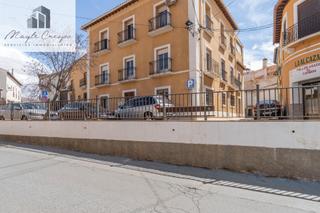 Casa  Calle de la cruz de piedra. Amplia casa en venta en guadix  oportunidad de inversión
