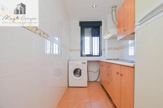 Appartement à Las Flores - Huerta. Piso de 1 habitación con garaje y trastero incluido
