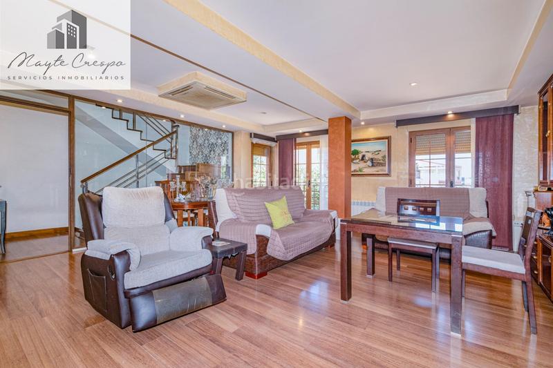 Foto dd5f5908-8907-4ef2-b9cb-7047468ae1a8. Casa a schiera con riscaldamento in Barrio de Zaidín Granada