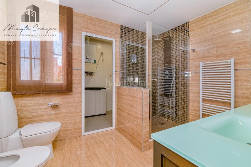 Foto e19c7bff-e668-4897-b57d-c894b1180da9. Casa a schiera con riscaldamento in Barrio de Zaidín Granada