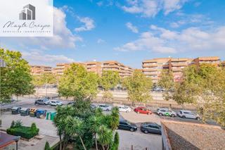 Etagenwohnung in Fígares. Amplio piso en zona jardín de la reina
