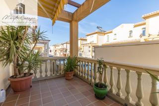 Casa aparellada  Calle poleo(chaparral). Encantadora casa pareada en el chaparral albolote, reformada y l