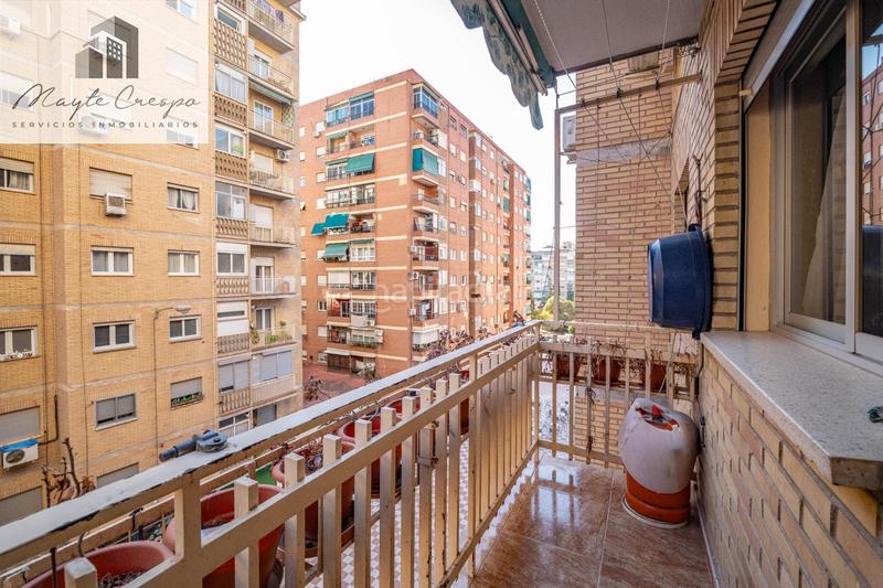 Foto a64e4c92-e12c-42c1-8343-f6281cbbb182. Piso amplio y luminoso piso en los vergeles, en Barrio de Zaidín Granada