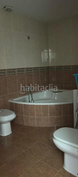 Foto 4a2ce336-03ec-41d7-b671-65bd198bb163. Alquiler piso acogedor piso centrico en cullar vega en Cúllar Vega