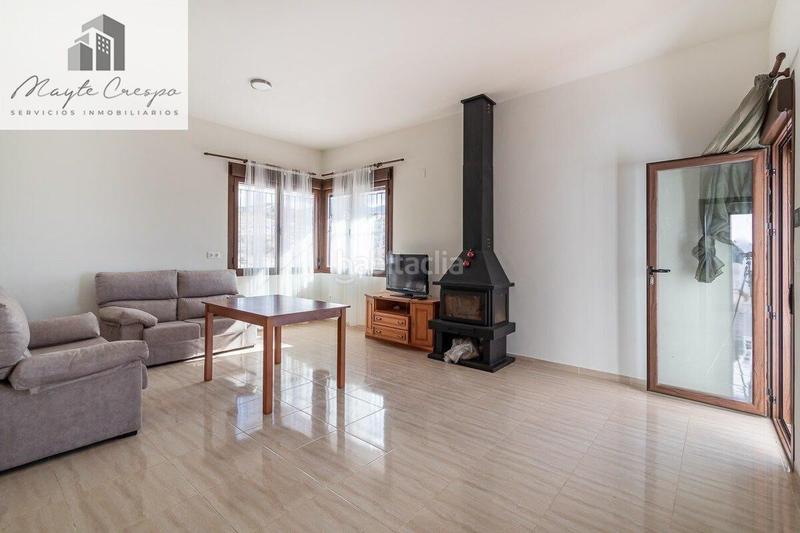 Foto 2a932779-1b48-47fd-b17d-2a93d06fb949. Chalet mit parking pool in Altos de la Zubia Zubia (La)